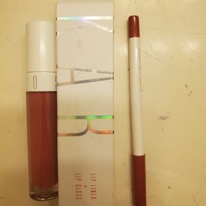 Lip gloss